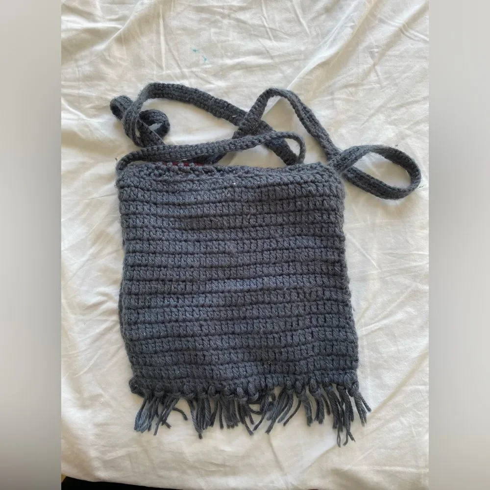Y2K Crochet Handbag - Picture 5 of 5